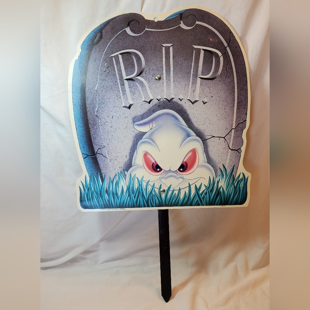 Halloween Tombstone Vtg 2001 R.I.P. Ghost Garden Stake Post Sign Decor